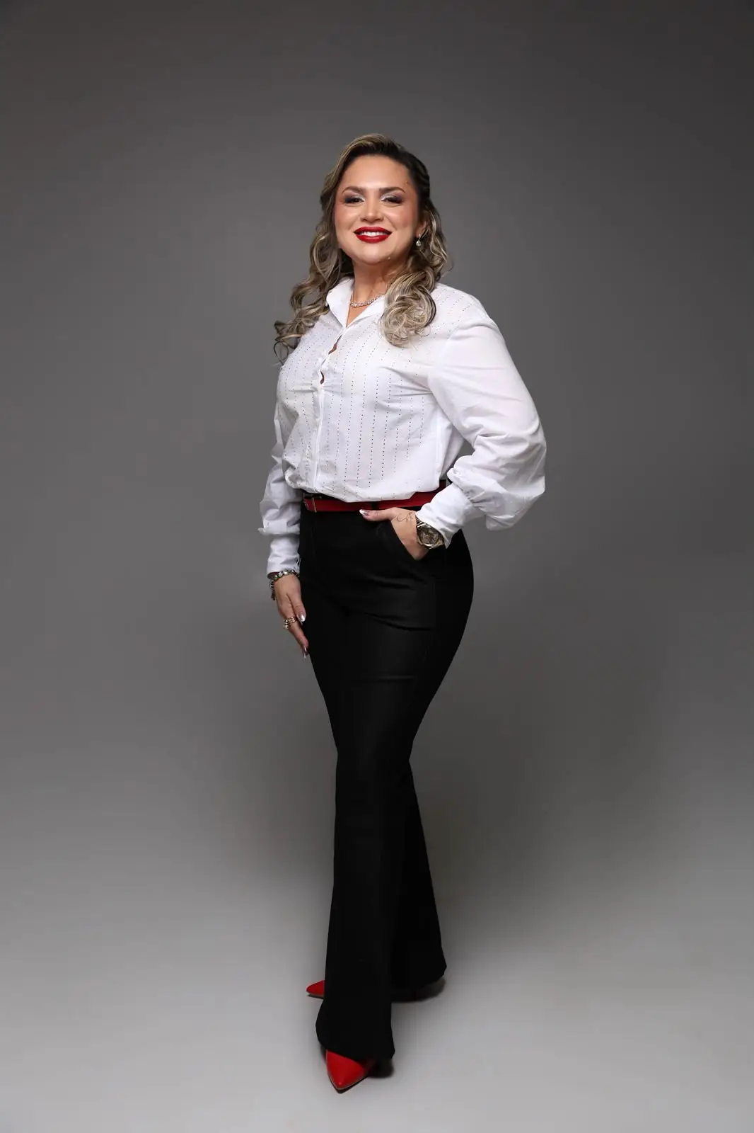 Karina Pinheiro Liz em atendimento